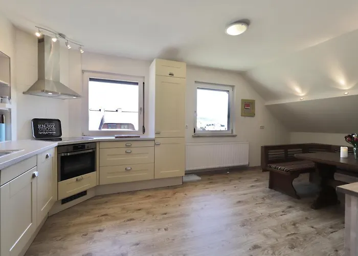 Tom's Huette Apartament