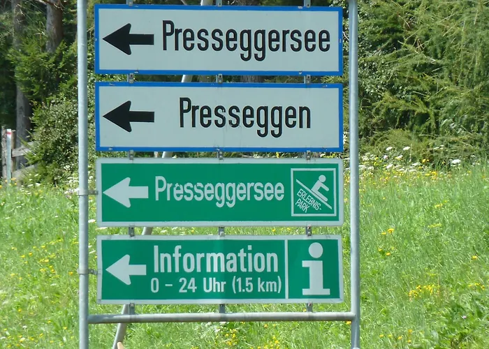 Tom's Hütte Apartamento Presseggersee